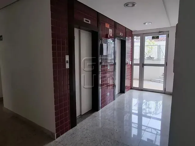 Apartamento com 10m² 2 quartos e 1 banheiro, à venda, no bairro Centro em Londrina