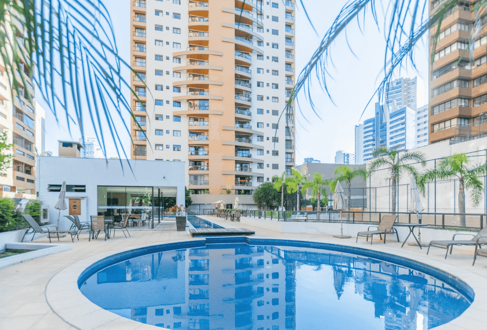 Apartamento, 3 quartos, 160 m² - Foto 1