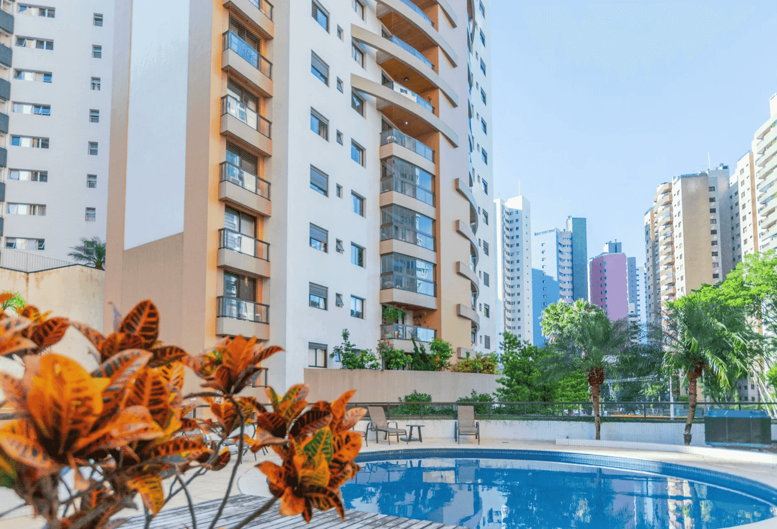 Apartamento, 3 quartos, 160 m² - Foto 2