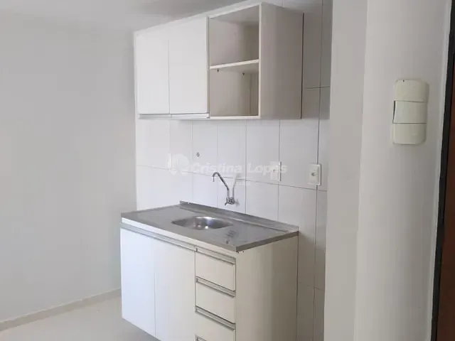 Apartamento 2 quartos e 2 banheiros, à venda, no bairro Uriguai em Teresina