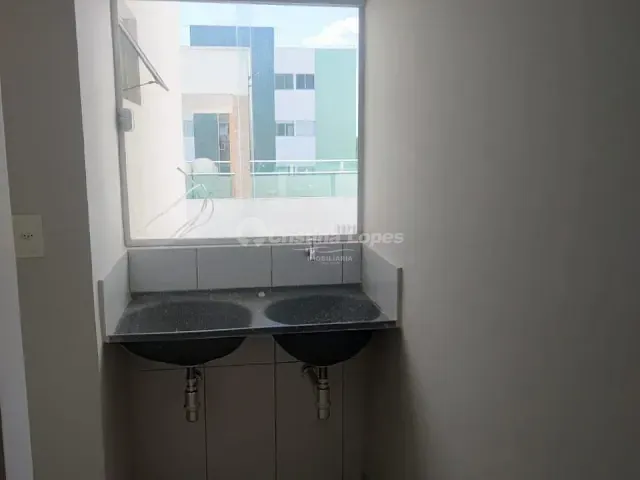 Apartamento 2 quartos e 2 banheiros, à venda, no bairro Uriguai em Teresina