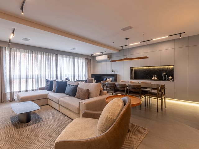 Apartamento com 130m² 2 quartos e 5 banheiros, à venda, no bairro Cambuí em Campinas