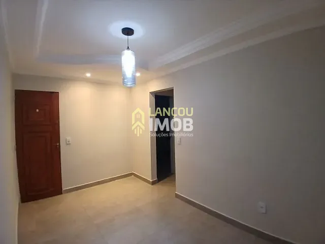 Apartamento 2 quartos e 1 banheiro, à venda, no bairro Jardim Colônia em Jundiaí