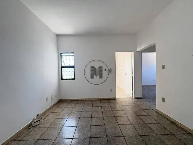 Apartamento 2 quartos e 1 banheiro, para alugar, no bairro Pedregulho em Guaratinguetá