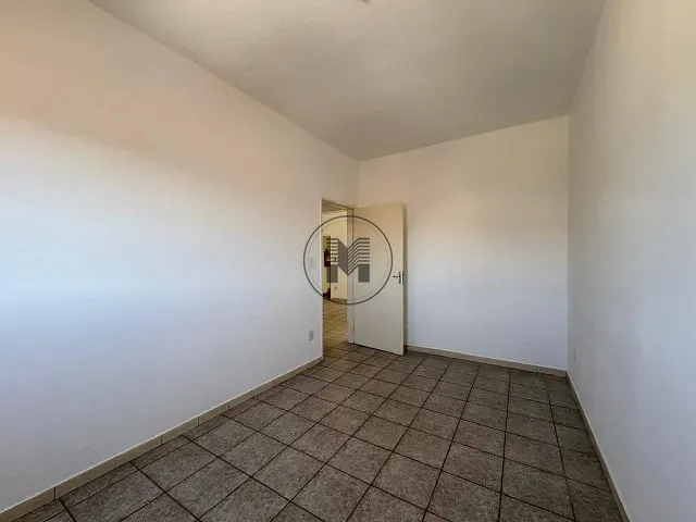 Apartamento 2 quartos e 1 banheiro, para alugar, no bairro Pedregulho em Guaratinguetá