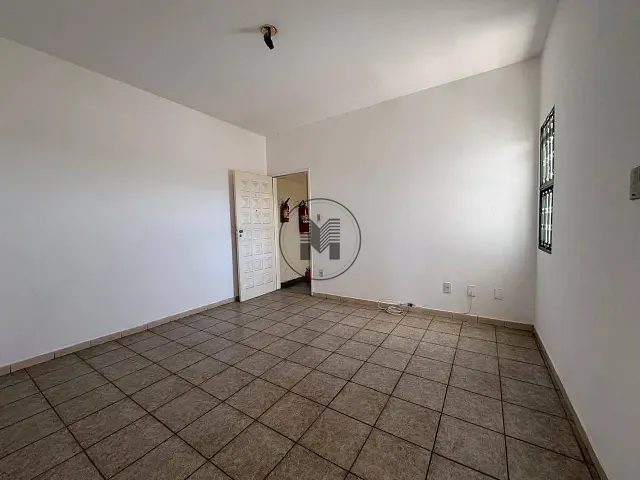 Apartamento 2 quartos e 1 banheiro, para alugar, no bairro Pedregulho em Guaratinguetá