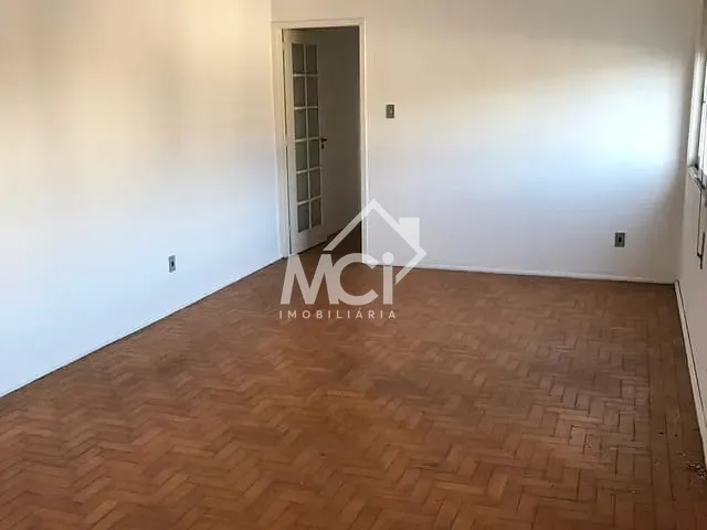 Apartamento 3 quartos e 3 banheiros, à venda, no bairro Centro em Pelotas