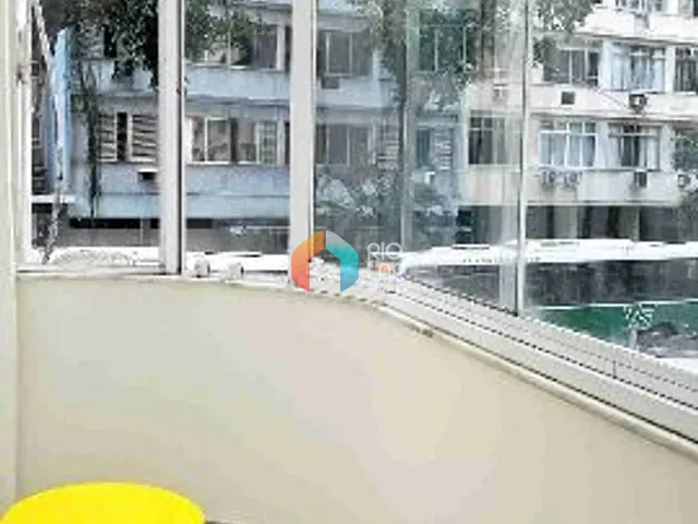 Apartamento com 170m² 3 quartos e 2 banheiros, à venda, no bairro Copacabana em Rio de Janeiro