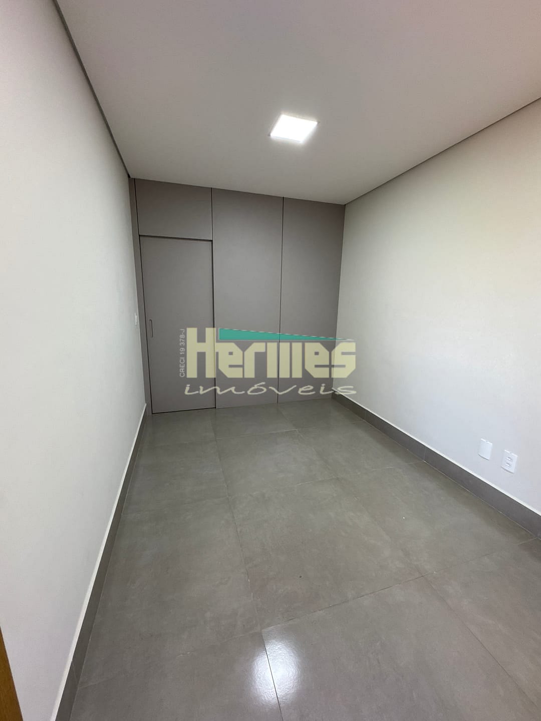 Apartamento à venda e aluguel com 3 quartos, 91m² - Foto 5