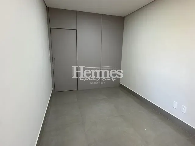 Apartamento com 91m² 3 quartos e 2 banheiros, à venda, no bairro Santa Terezinha em Paulínia