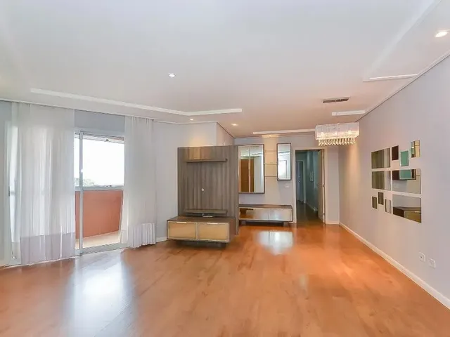 Apartamento 3 quartos e 2 banheiros, à venda, no bairro Portão em Curitiba