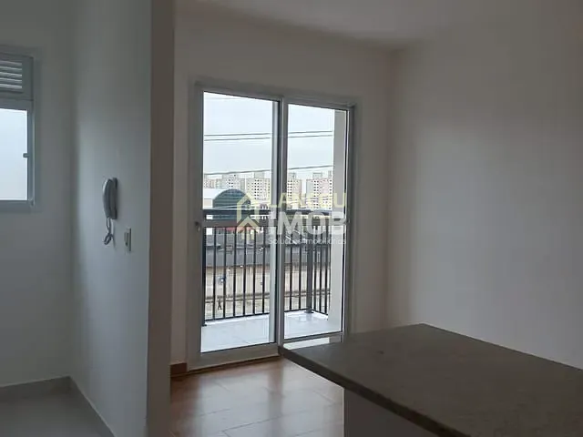 Apartamento 2 quartos e 1 banheiro, à venda, no bairro Cidade Luiza em Jundiaí