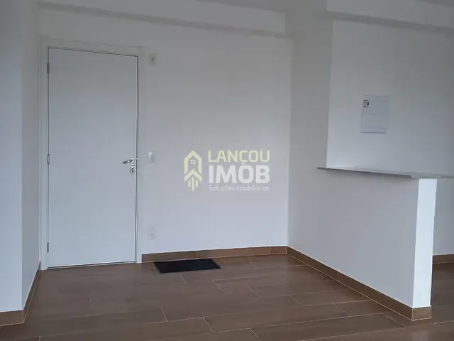 Apartamento 2 quartos e 1 banheiro, à venda, no bairro Cidade Luiza em Jundiaí