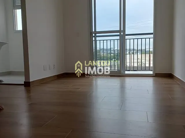 Apartamento 2 quartos e 1 banheiro, para alugar, no bairro Cidade Luiza em Jundiaí