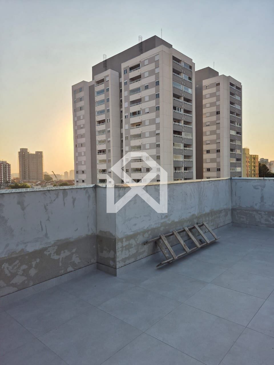 Apartamento à venda com 2 quartos, 37m² - Foto 13