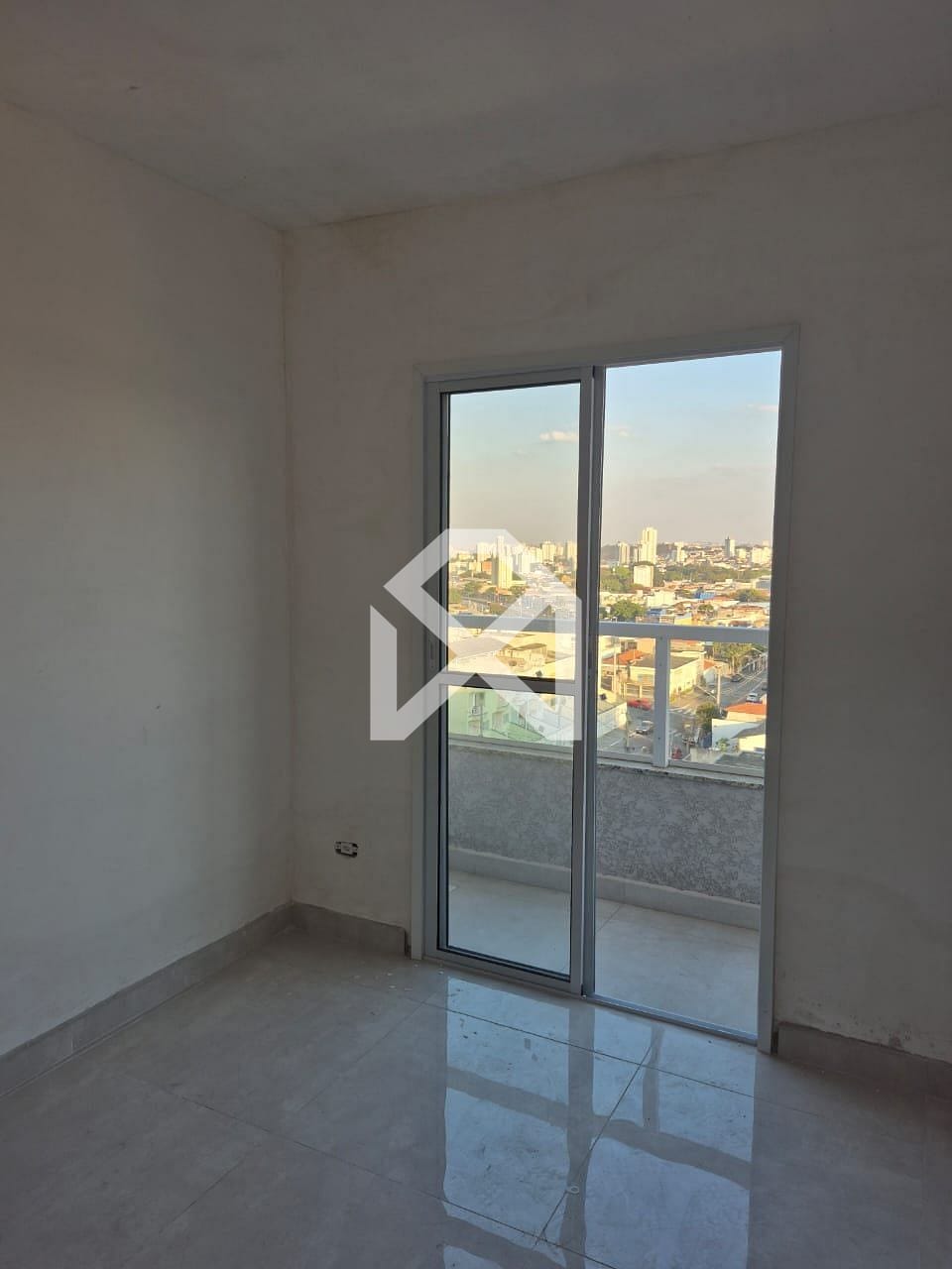 Apartamento à venda com 2 quartos, 37m² - Foto 2