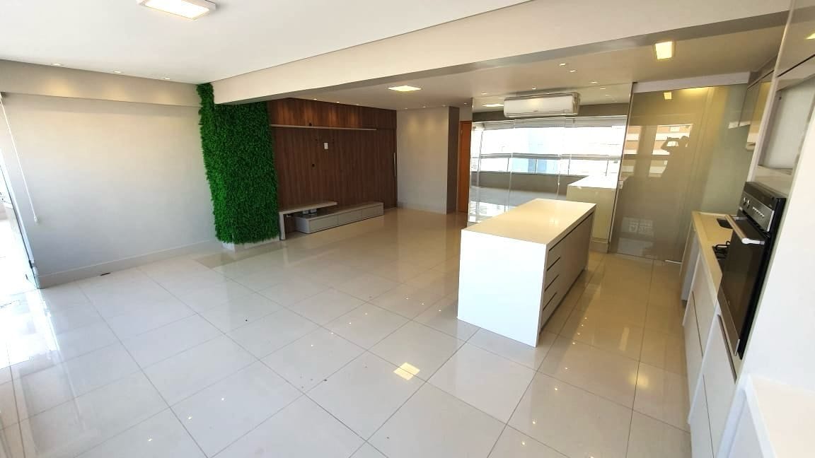 Apartamento à venda com 3 quartos, 116m² - Foto 3