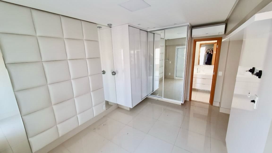 Apartamento à venda com 3 quartos, 116m² - Foto 9