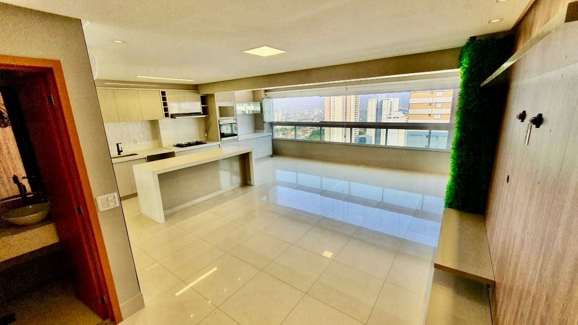 Apartamento à venda com 3 quartos, 116m² - Foto 1