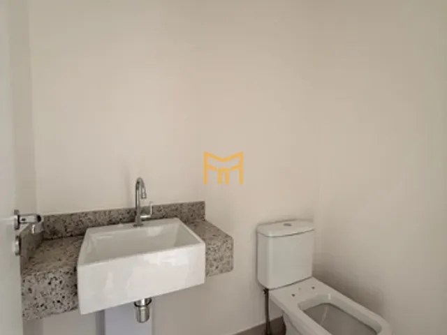 Apartamento 3 quartos e 5 banheiros, à venda, no bairro Batista Campos em Belém