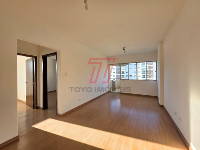 Apartamento 2 quartos e 1 banheiro, à venda, no bairro Costeira em Araucária
