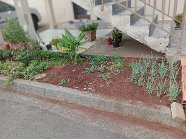 Foto do Apartamento - Residencial Piazza Toscana - Apartamento para locação com 2 dormitórios por R$ 700,00 -  Jardim Santa Cruz, Londrina, PR | Premier Imóveis