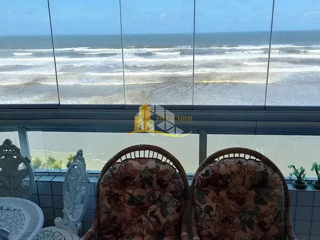 Apartamento 3 quartos e 2 banheiros, à venda, no bairro Maracanã em Praia Grande