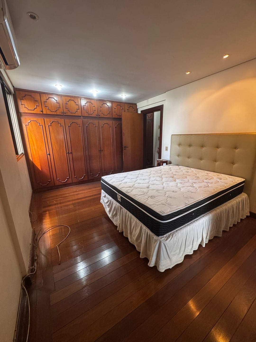Apartamento à venda com 4 quartos, 298m² - Foto 12