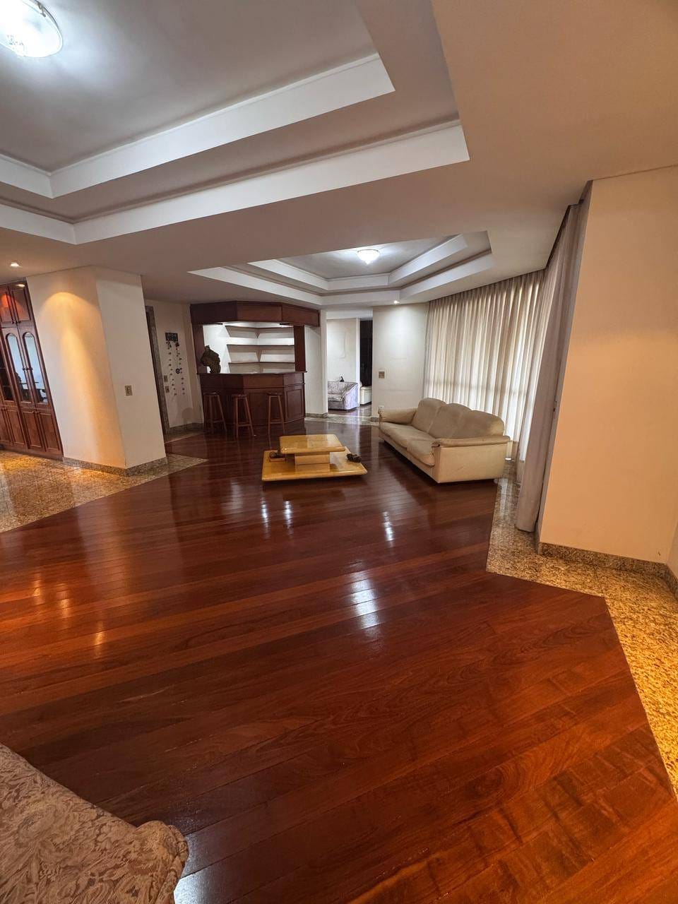Apartamento à venda com 4 quartos, 298m² - Foto 6