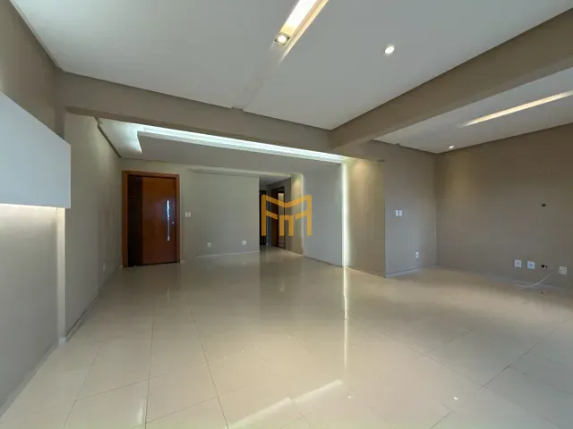 Apartamento 3 quartos e 5 banheiros, à venda, no bairro Cremação em Belém