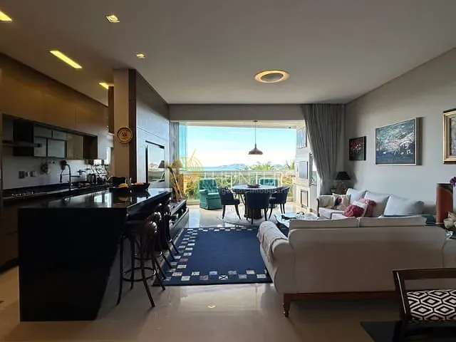 Apartamento com 170m² 3 quartos e 4 banheiros, à venda, no bairro Jurerê em Florianópolis