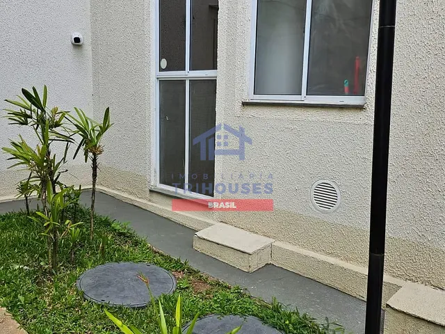 Apartamento 2 quartos e 1 banheiro, à venda, no bairro Tindiquera em Araucária