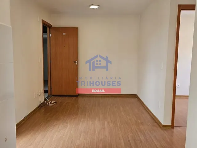 Apartamento 2 quartos e 1 banheiro, à venda, no bairro Tindiquera em Araucária