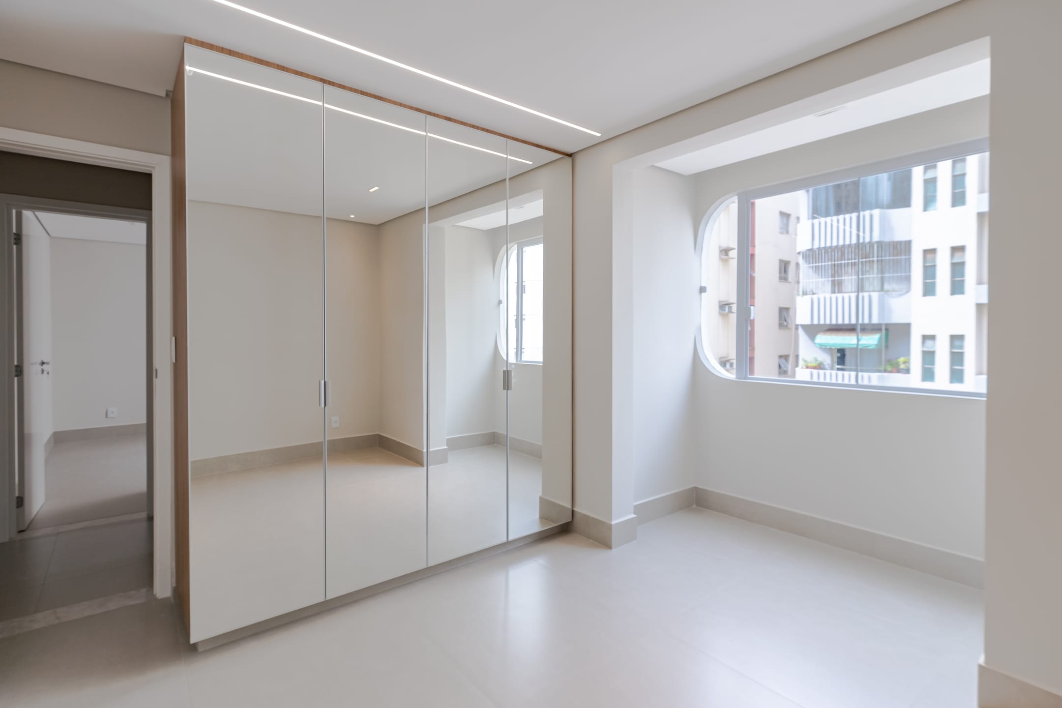 Apartamento à venda com 3 quartos, 125m² - Foto 13