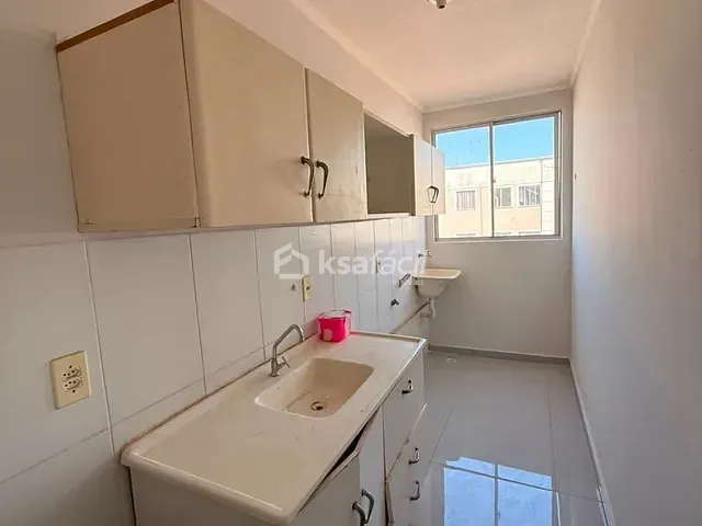 Apartamento 2 quartos e 1 banheiro, à venda, no bairro Pioneiros em Campo Grande