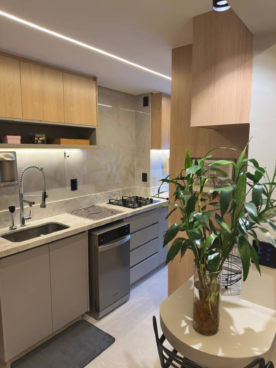 Apartamento à venda com 3 quartos, 86m² - Foto 7