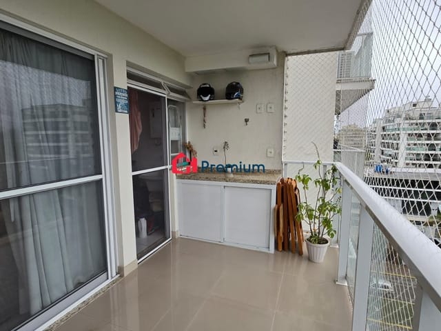 Apartamento 2 quartos e 2 banheiros, à venda, no bairro Recreio dos Bandeirantes em Rio de Janeiro