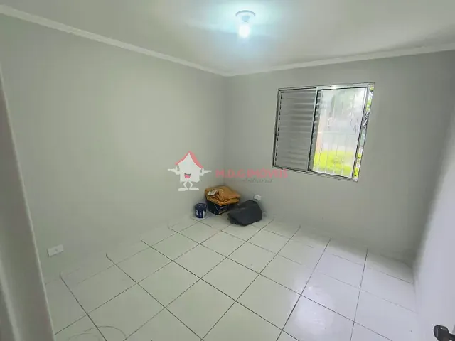 Apartamento 2 quartos e 1 banheiro, para alugar, no bairro Parque Reboucas em São Paulo