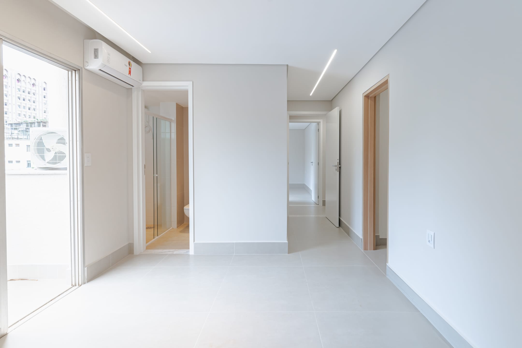Apartamento à venda com 3 quartos, 122m² - Foto 11