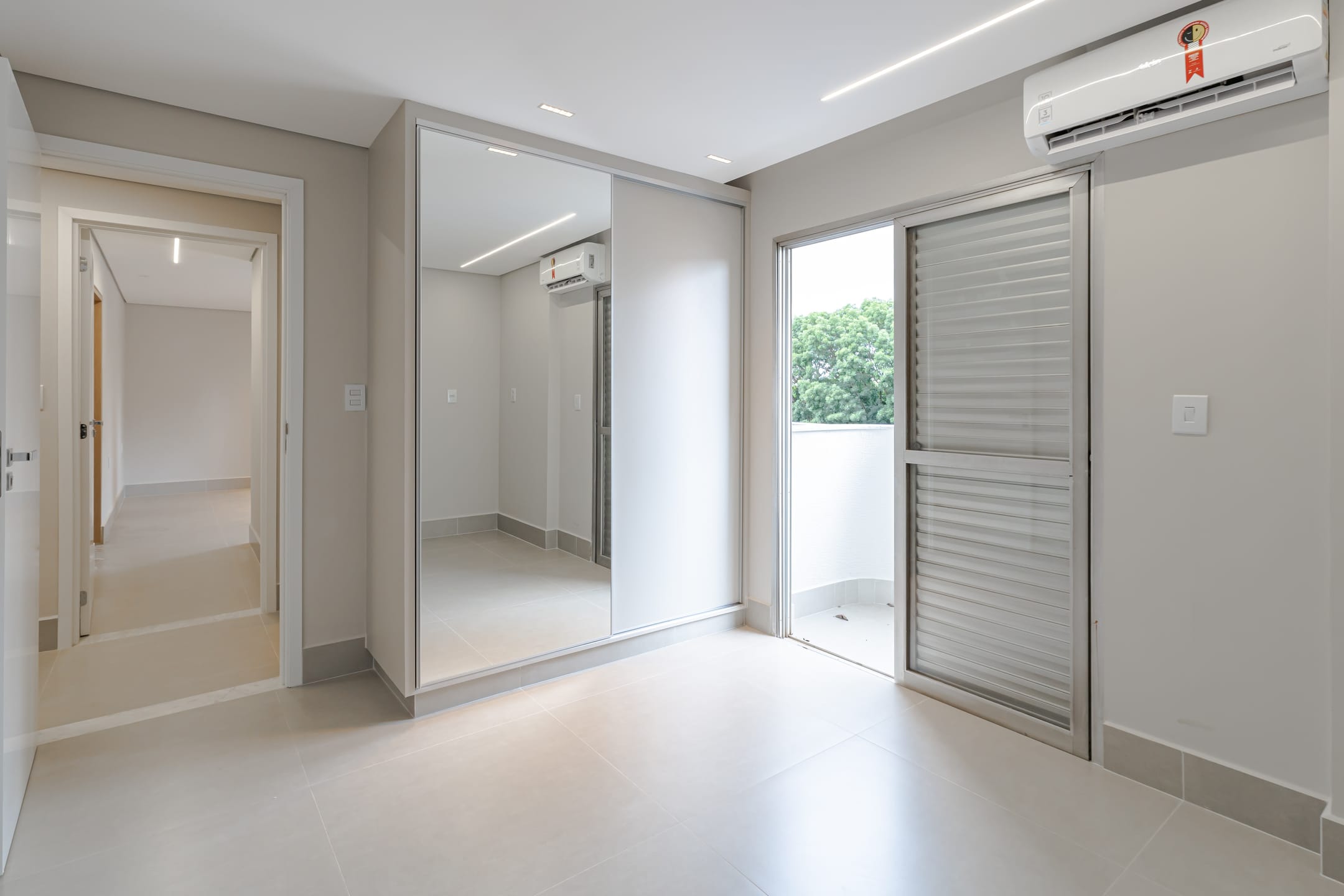 Apartamento à venda com 3 quartos, 122m² - Foto 16