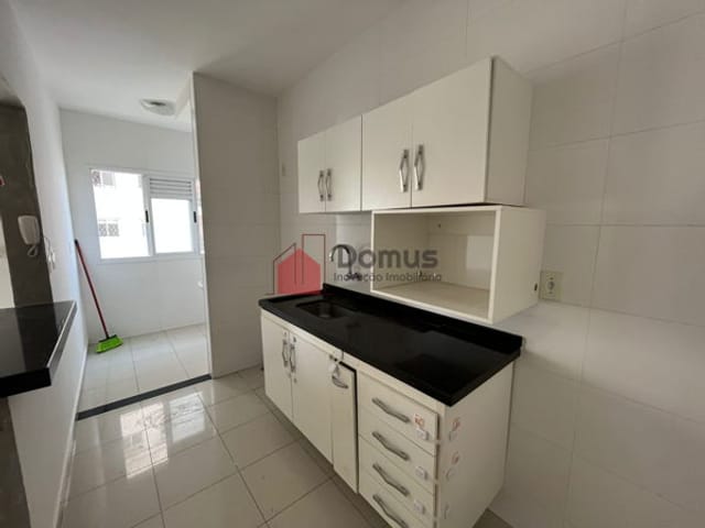 Apartamento à venda ou para alugar, no bairro Santana em Pindamonhangaba