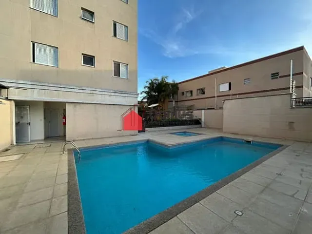Apartamento à venda ou para alugar, no bairro Santana em Pindamonhangaba