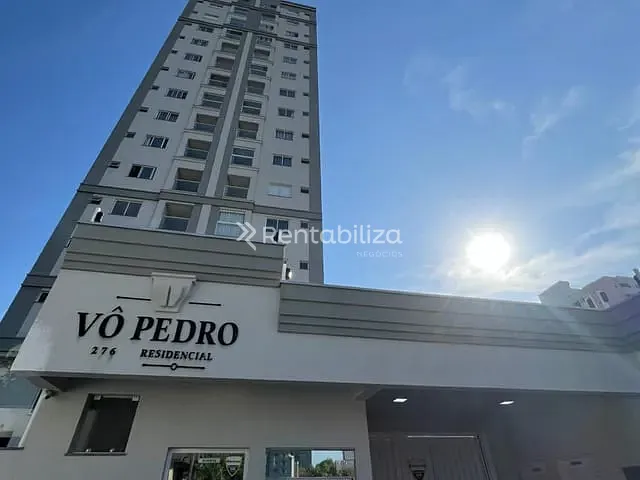 Apartamento 2 quartos e 2 banheiros, à venda, no bairro Tabuleiro dos Oliveiras em Itapema