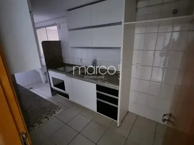 Apartamento 2 quartos e 1 banheiro, para alugar, no bairro Parque Amazônia em Goiânia