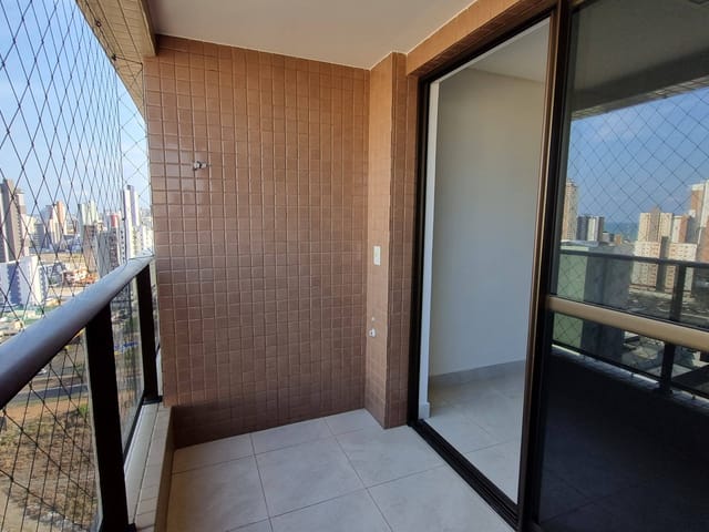 Apartamento 3 quartos e 3 banheiros, à venda, no bairro Aeroclube em João Pessoa