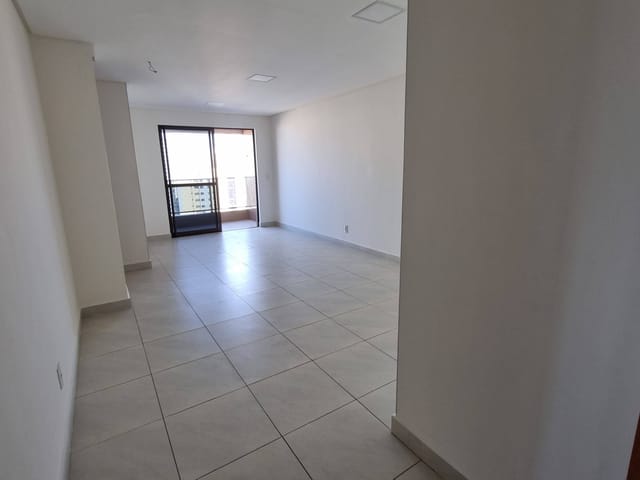 Apartamento 3 quartos e 3 banheiros, à venda, no bairro Aeroclube em João Pessoa