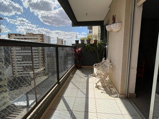 Apartamento com 152m² 4 quartos e 4 banheiros, à venda, no bairro Setor Oeste em Goiânia