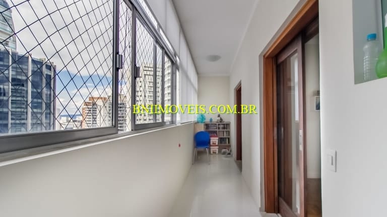 Apartamento, 3 quartos, 250 m² - Foto 17