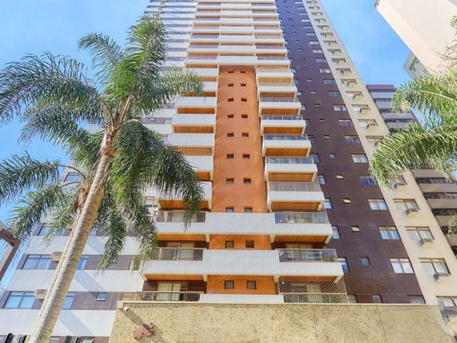 Apartamento 4 quartos e 5 banheiros, à venda, no bairro Cabral em Curitiba