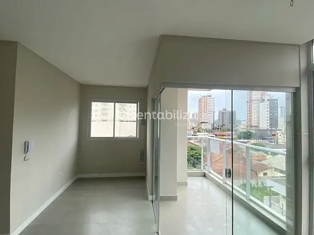 Apartamento 2 quartos e 3 banheiros, à venda, no bairro Perequê em Porto Belo